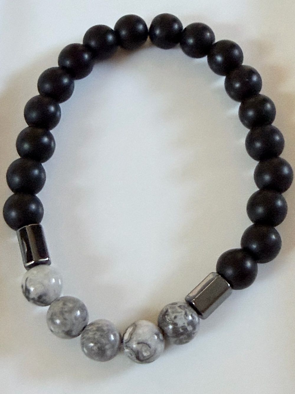 Men's Black & Gray Beaded Stretch Bracelet
